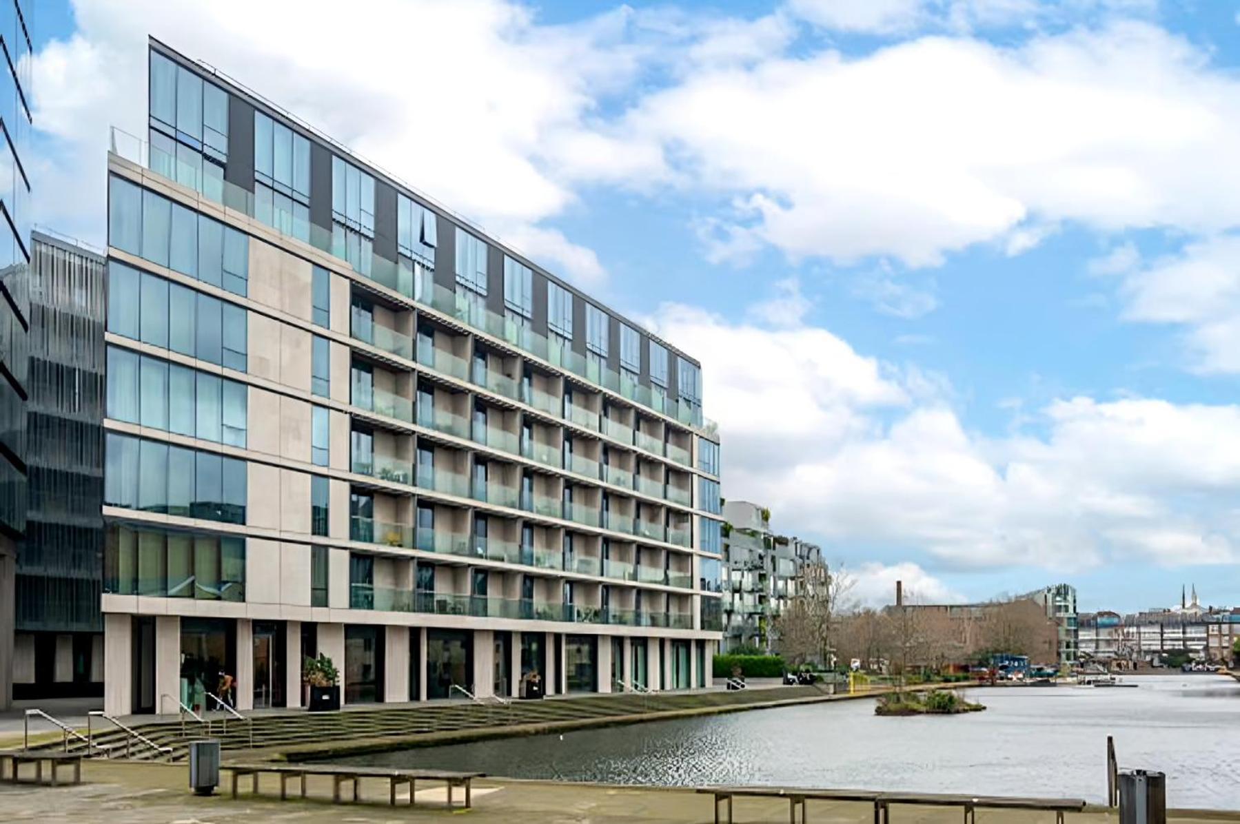 Londwell, Kings Cross & Pentonville Luxury Balcony