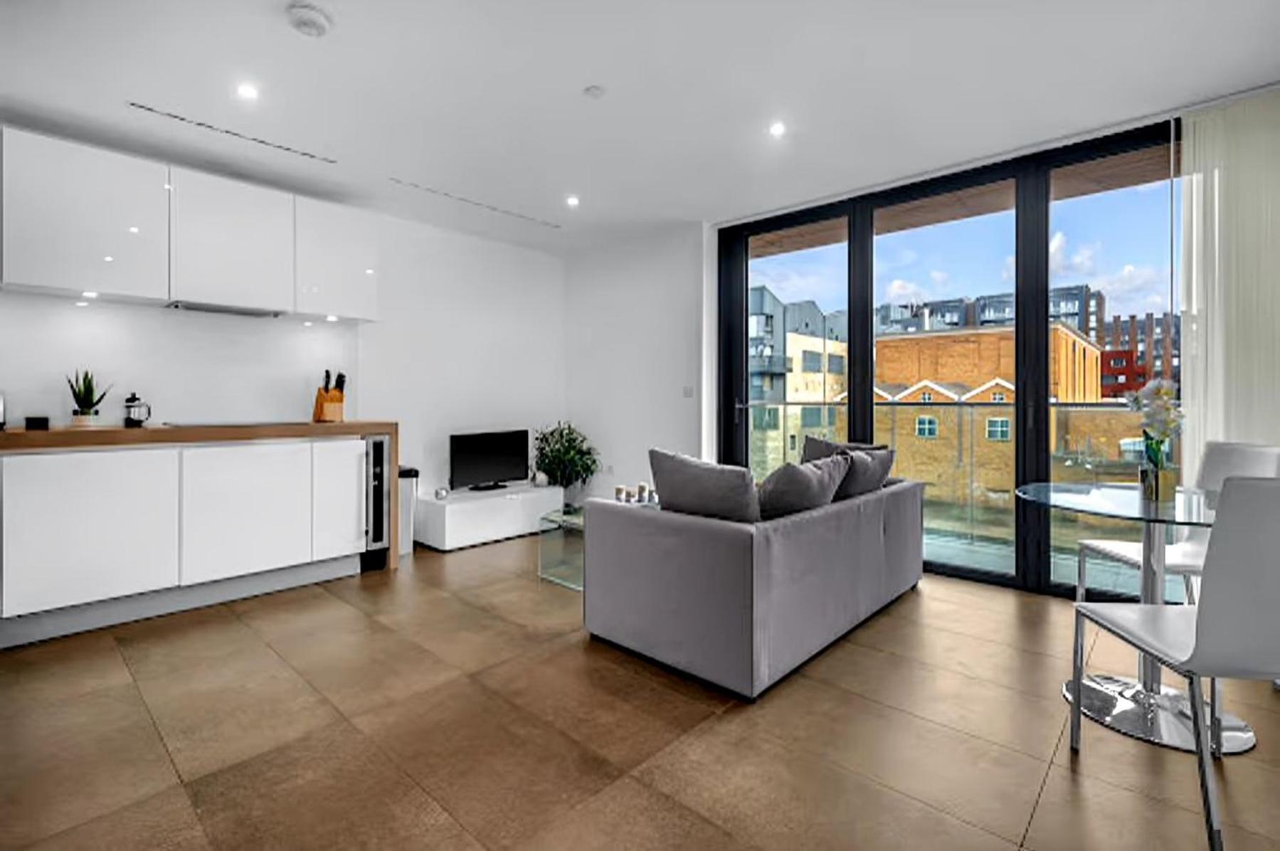 Londwell, Kings Cross & Pentonville Luxury Balcony Londra